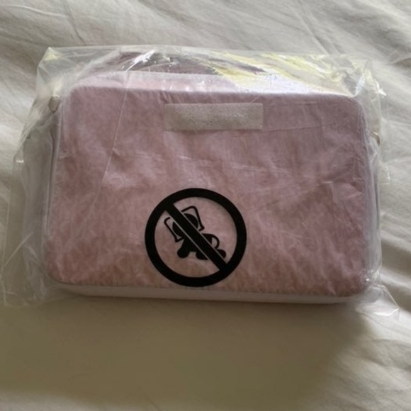 New Michael Kors Jet Set Leather Crossbody - Picture 6 of 6